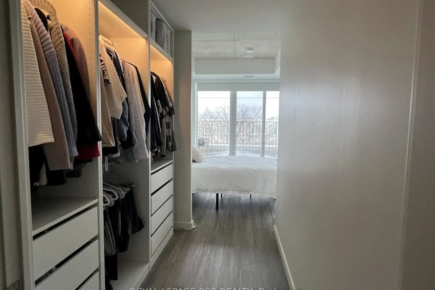 Additional image 8 of 689 The Queensway 321