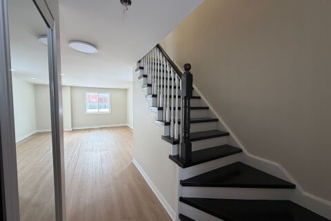 Additional image 8 of 15 Timothy Lane, Barrie, ON, L4N 9Z6