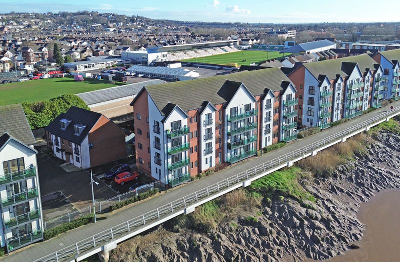 2 bed flat for saleRiver Views, The Mantegna, Newport NP19