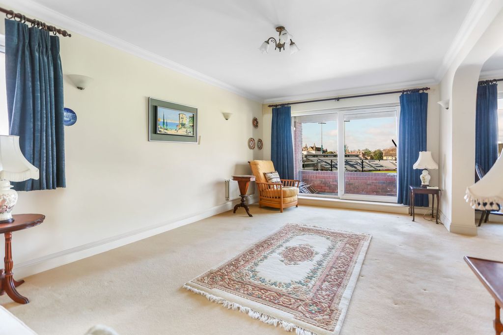 Additional image 12 of 2 bed flat for salePalmeira Avenue, Hove BN3