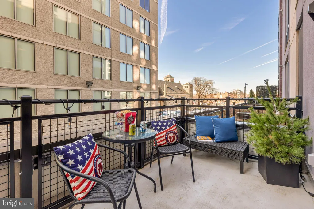 Additional image 24 of 37 L Street SE Unit 308, Washington, DC 20003