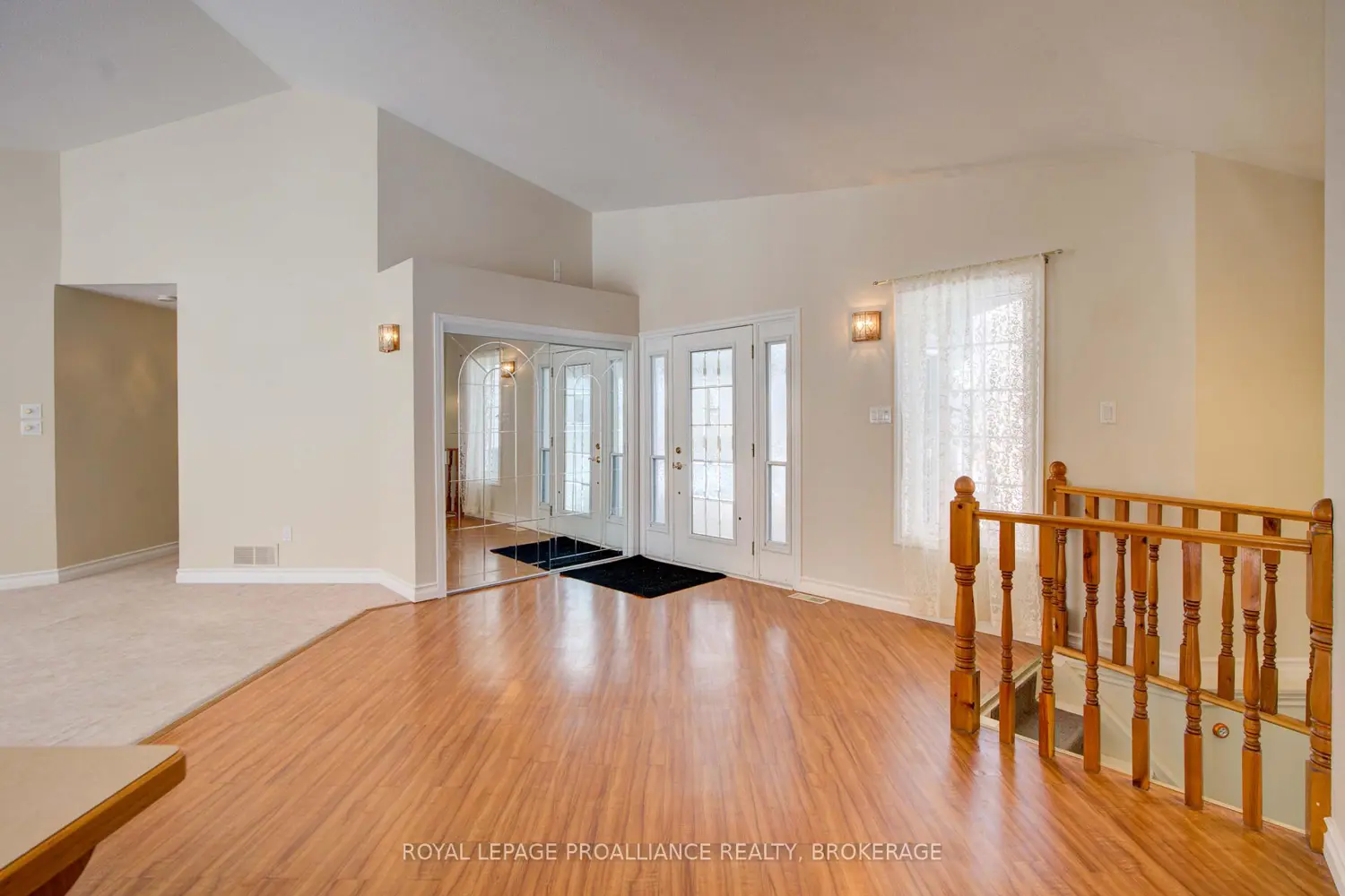 9727 Highway 42 photo 4