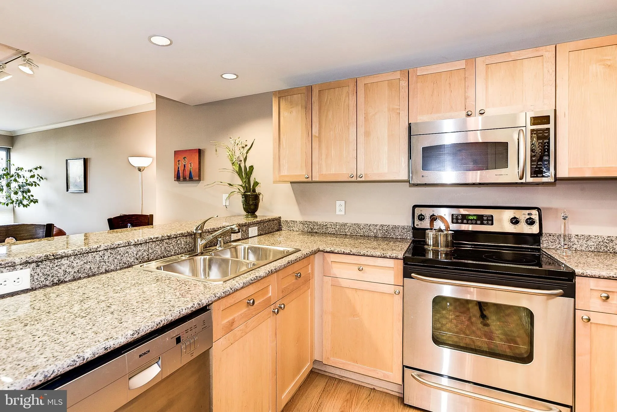 Additional image 46 of 777 7th Street NW Unit 620, Washington, DC 20001