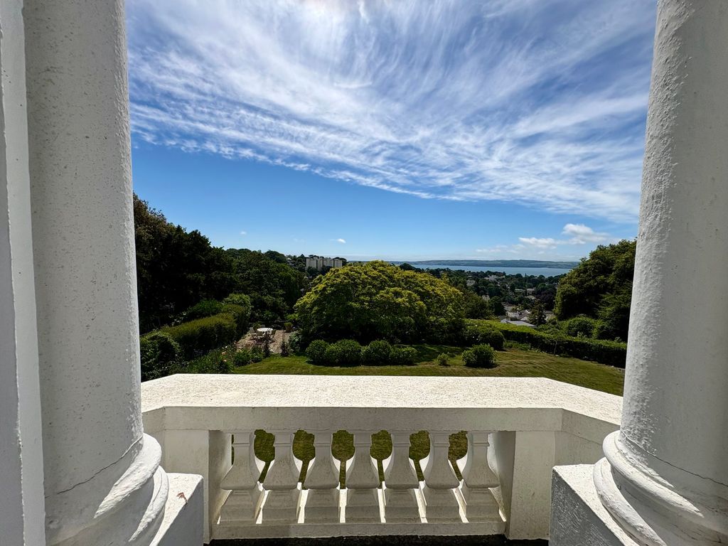 3 bed flat for saleWarberries, Torquay TQ1 photo 4