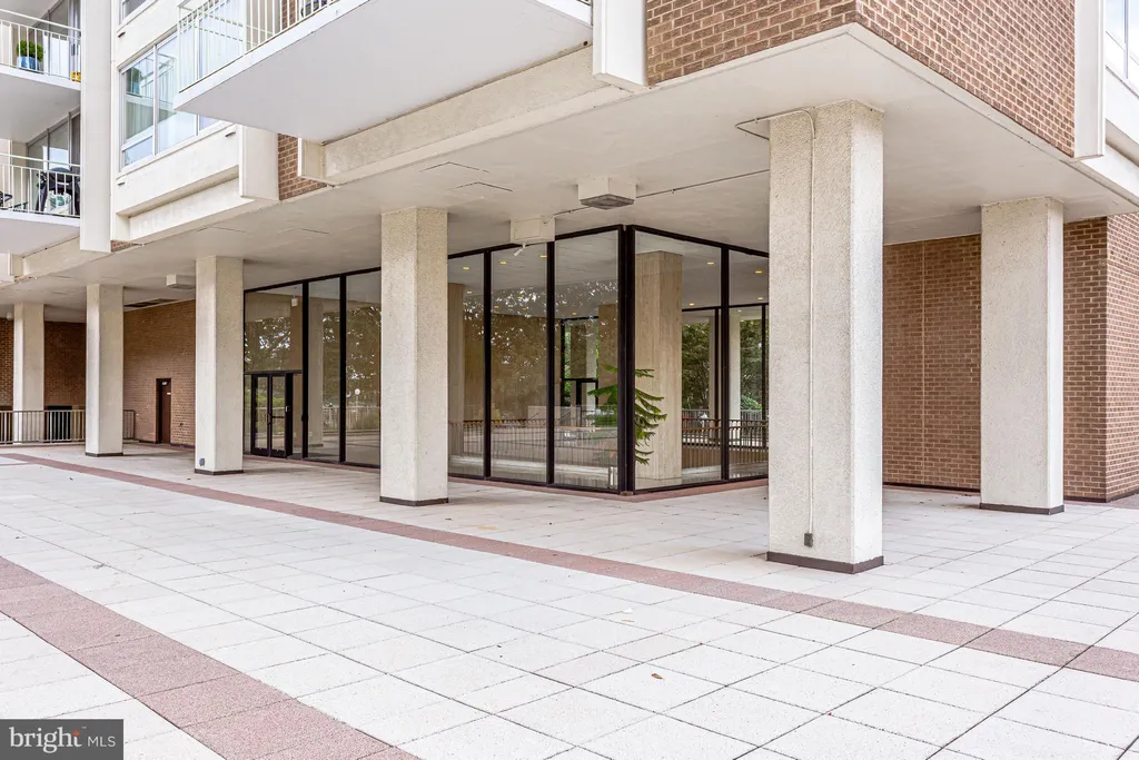 Additional image 5 of 1425 4th Street SW Unit A305, Washington, DC 20024