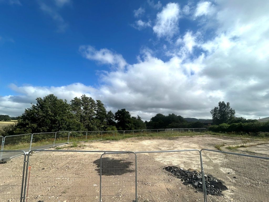 Land for saleCam, Gloucestershire GL11 photo 3
