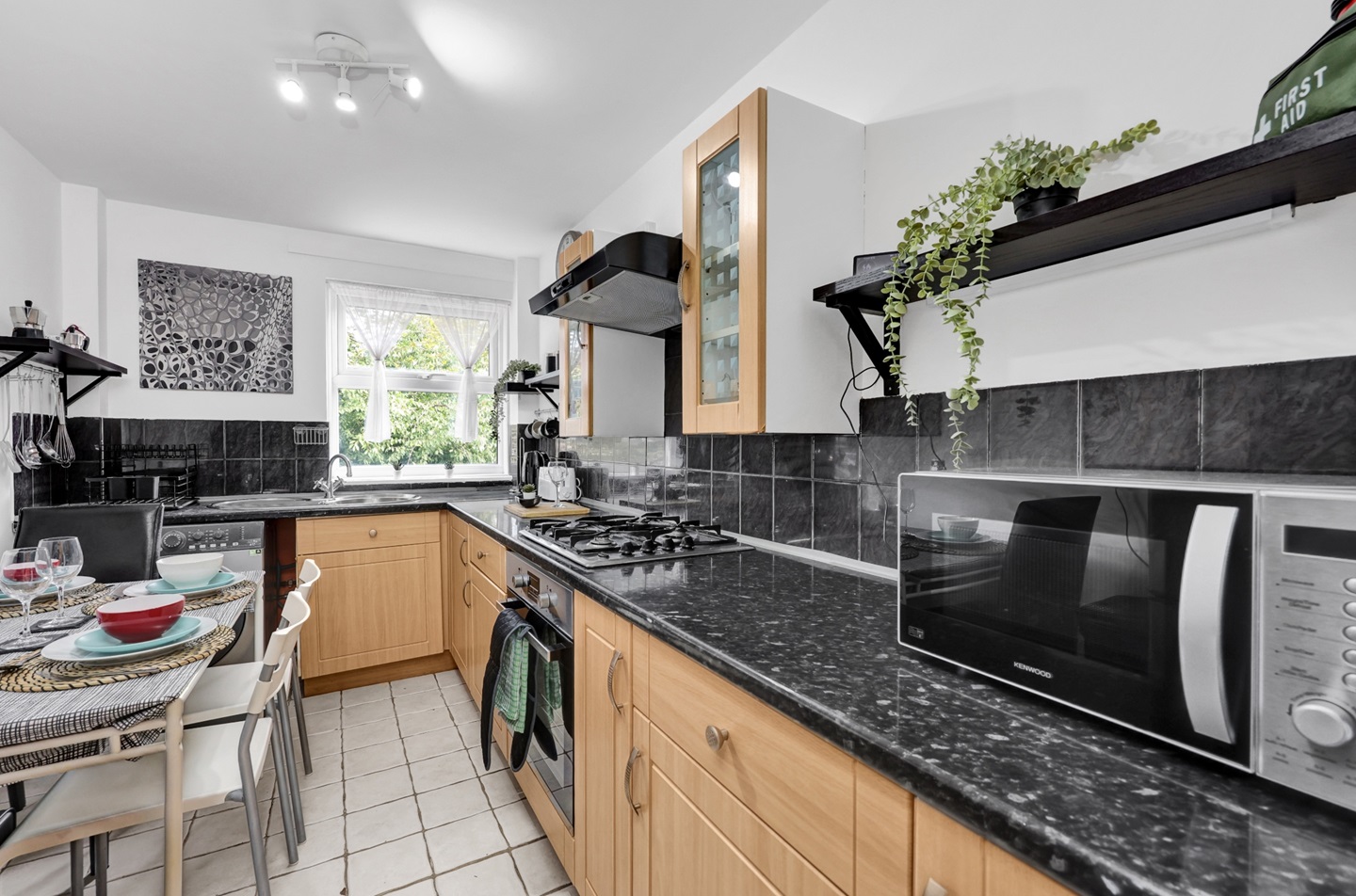 Additional image 3 of 2 Bed Flat, Morecambe Close, E1, N1 7GU