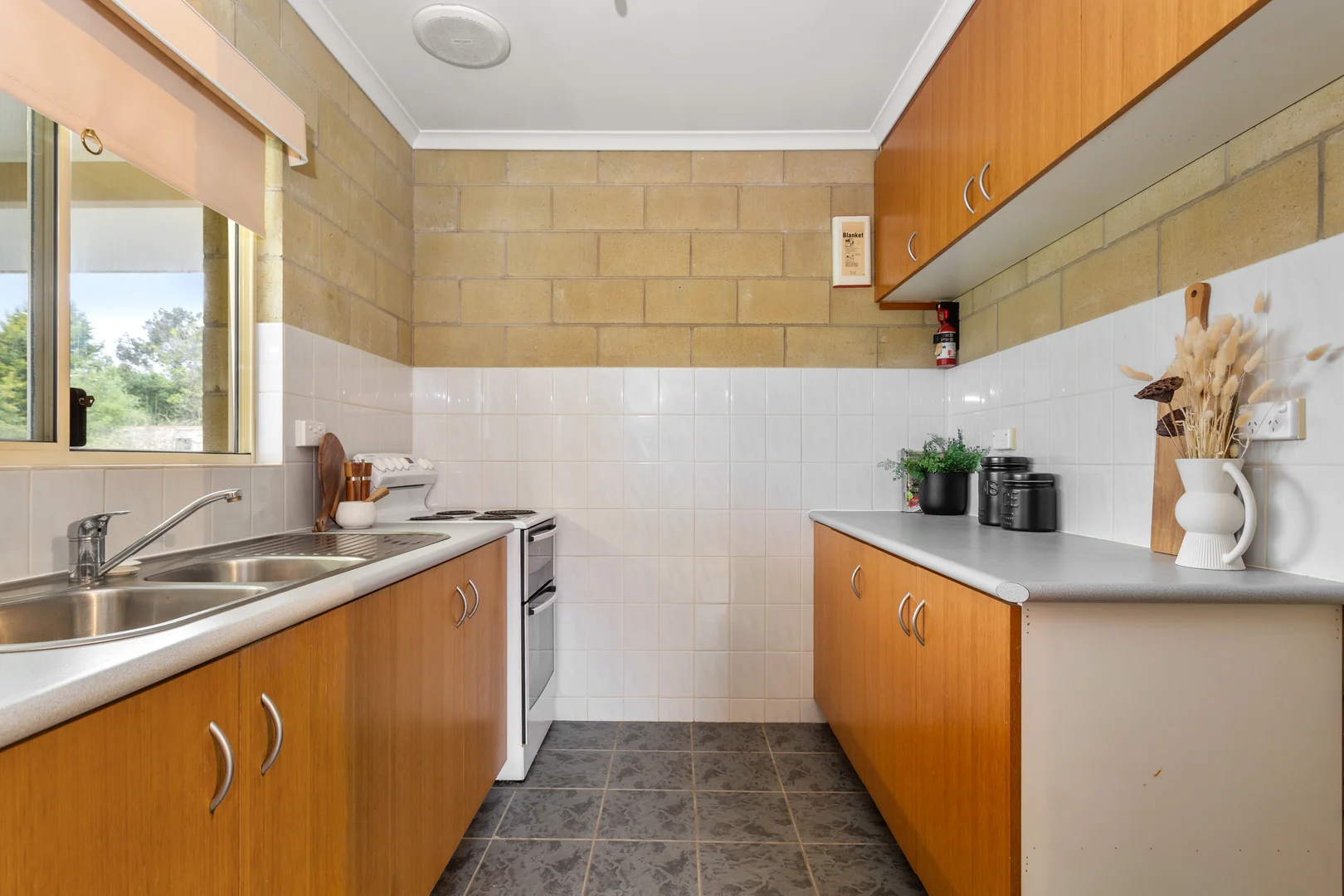 Additional image 8 of 2/2a Fysh Street, Beaconsfield TAS 7270