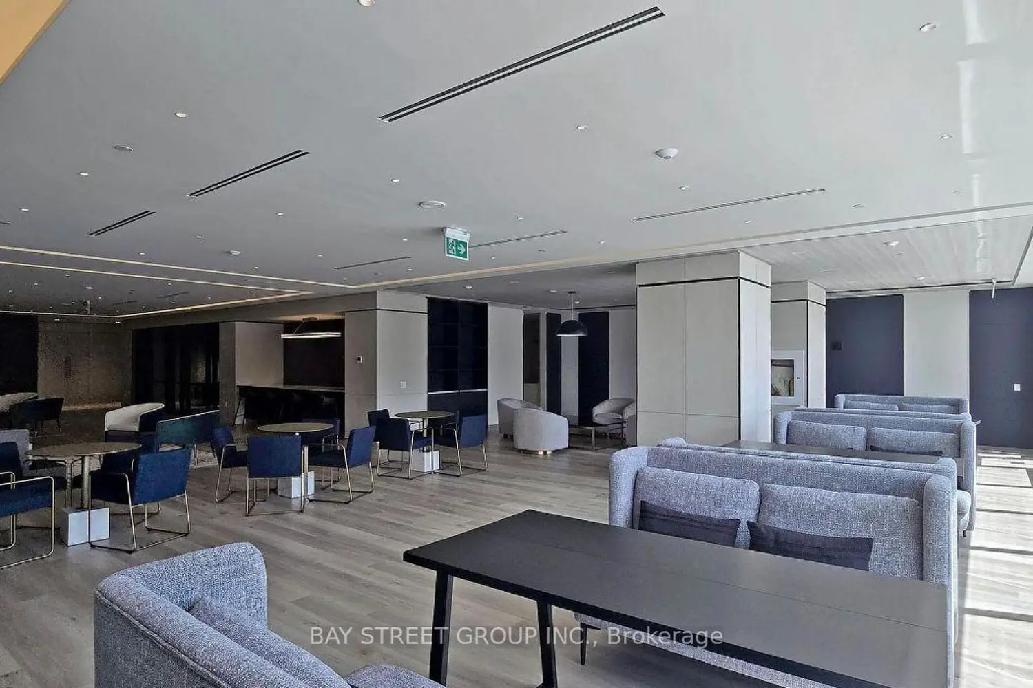 Additional image 13 of 50 Upper Mall Way 329