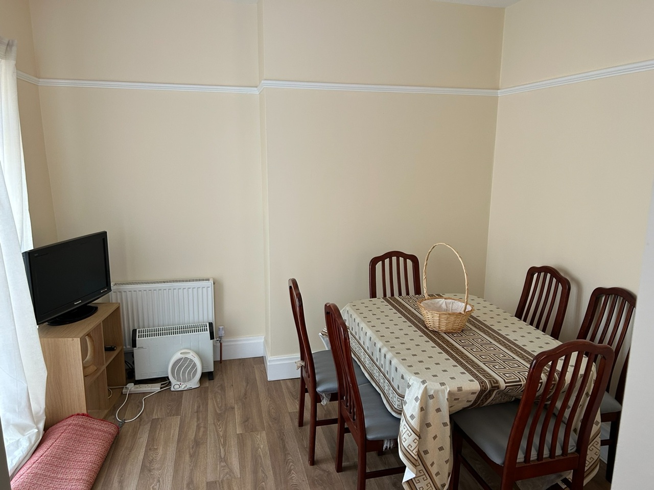 Additional image 5 of Room in a Shared House, Hemmons Road, M12, N1 7GU