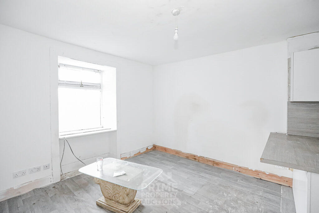 Additional image 4 of 48 South Street, Aberchirder, AB54 7TS