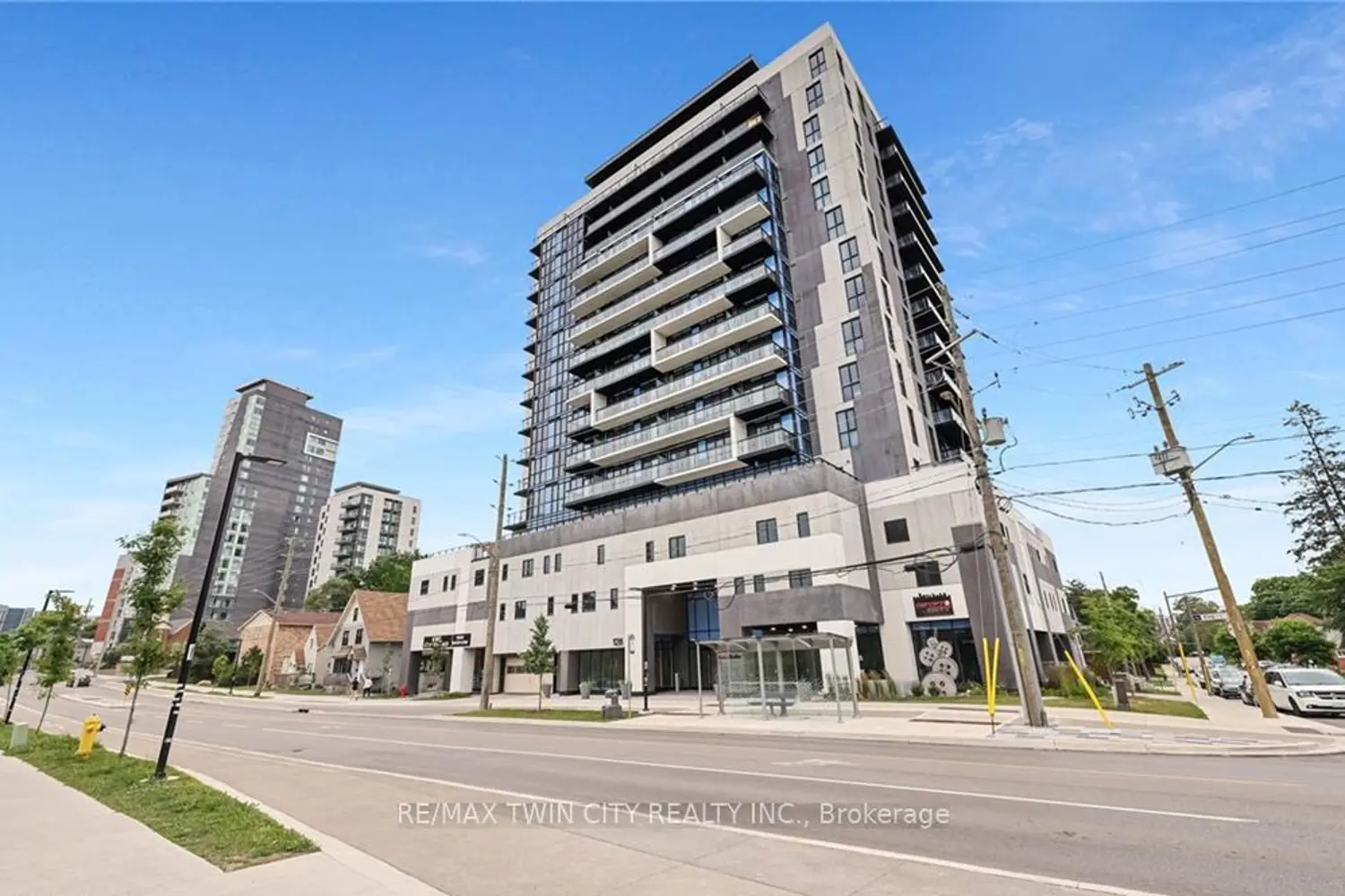 128 King Street 807