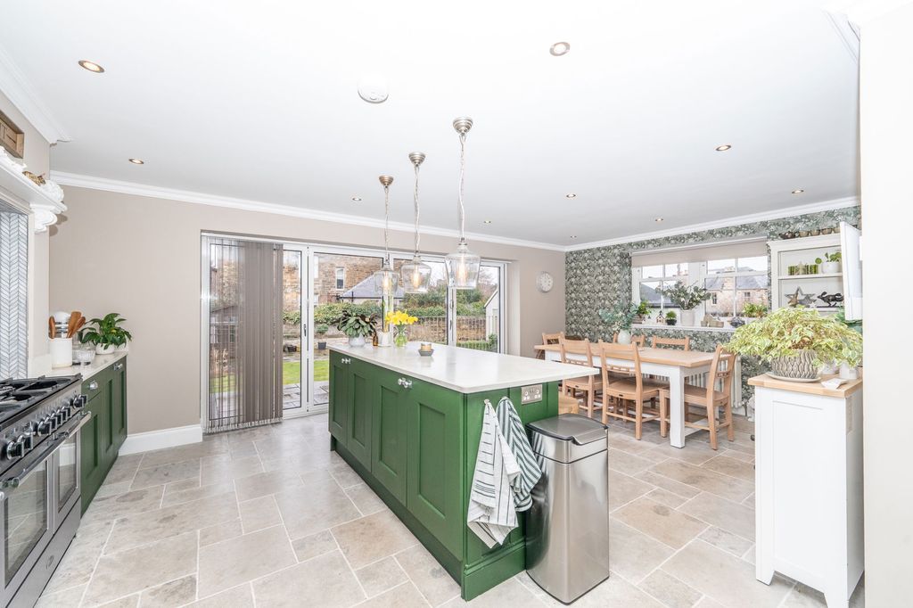 Additional image 4 of 6 bed detached house for saleSwan Road, Kirkcaldy KY1