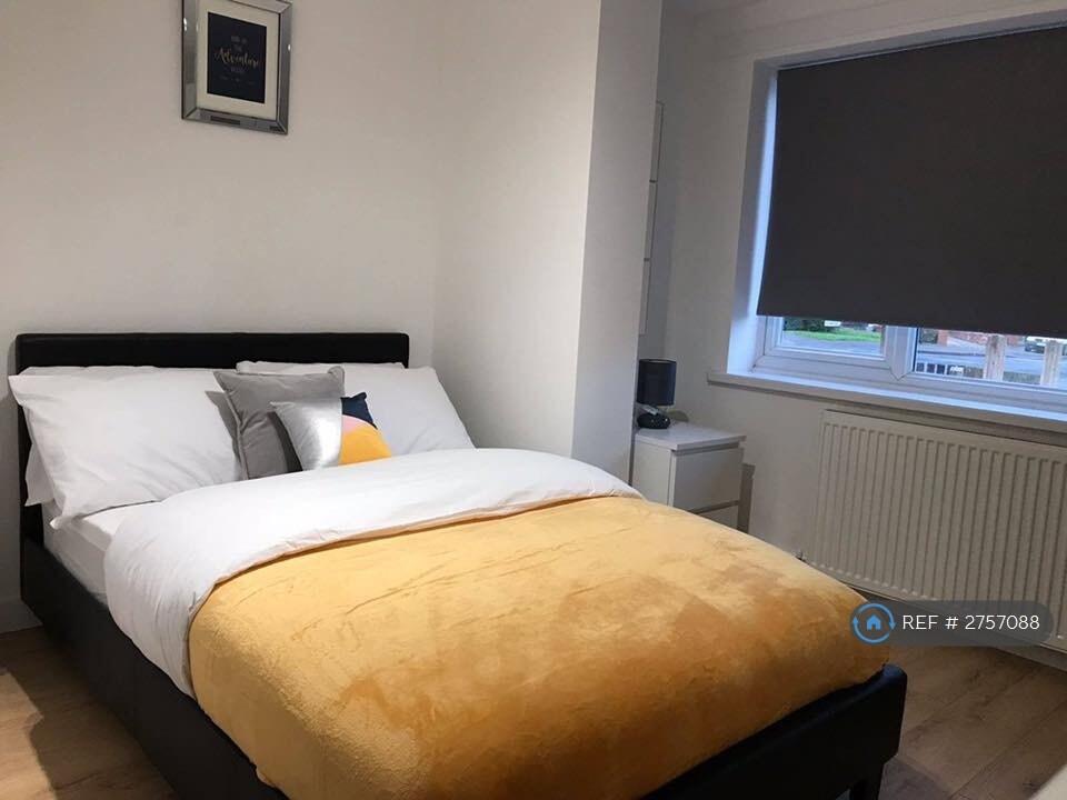 Inverness Road, Birmingham, B31