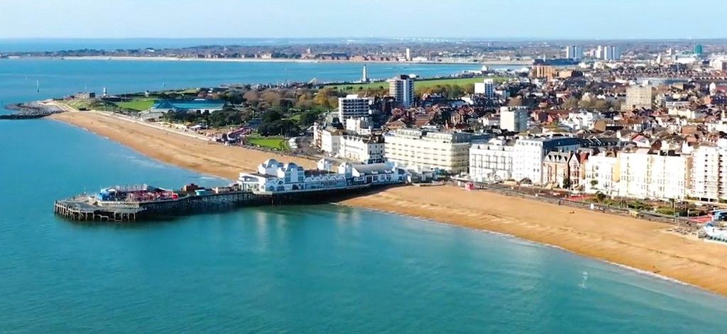 2 bed flat for saleApartment 2, Solent View, St. Helens Parade, Southsea, Hampshire PO4