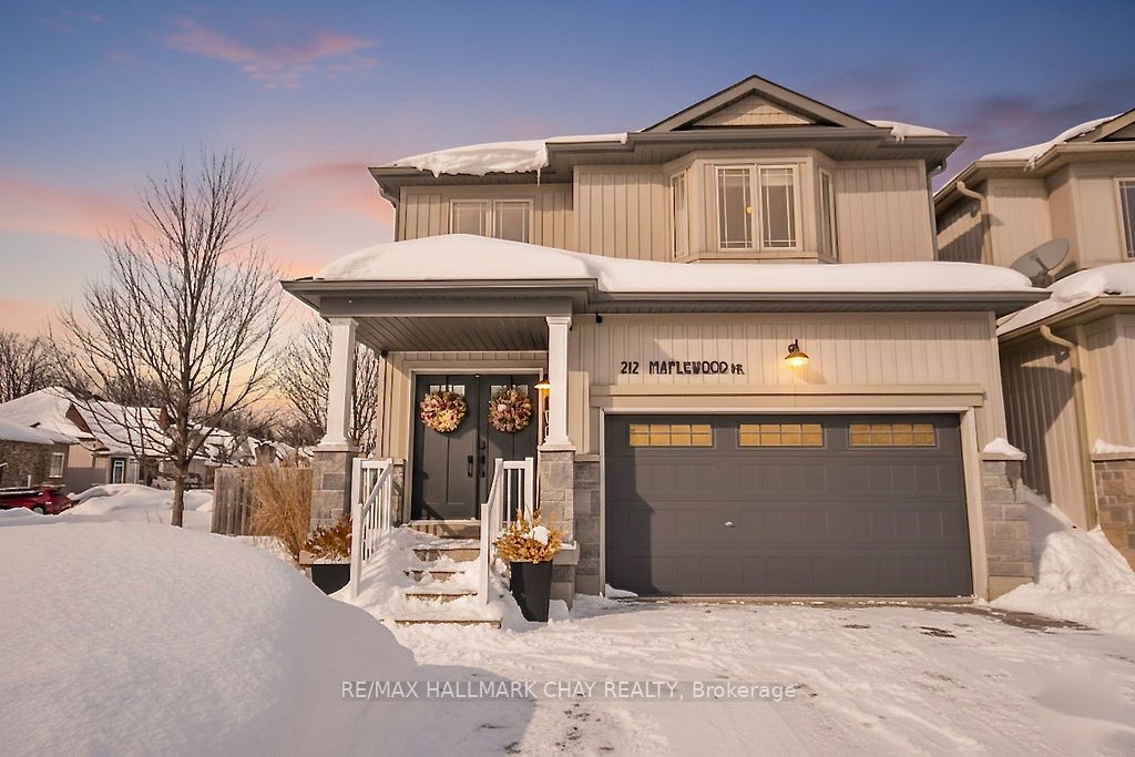 212 Maplewood Drive, Essa, ON, L0L 1B4