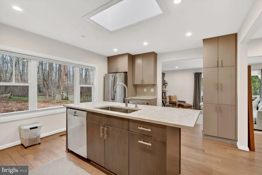 Additional image 6 of 5908 17th Street NW, Washington, DC 20011