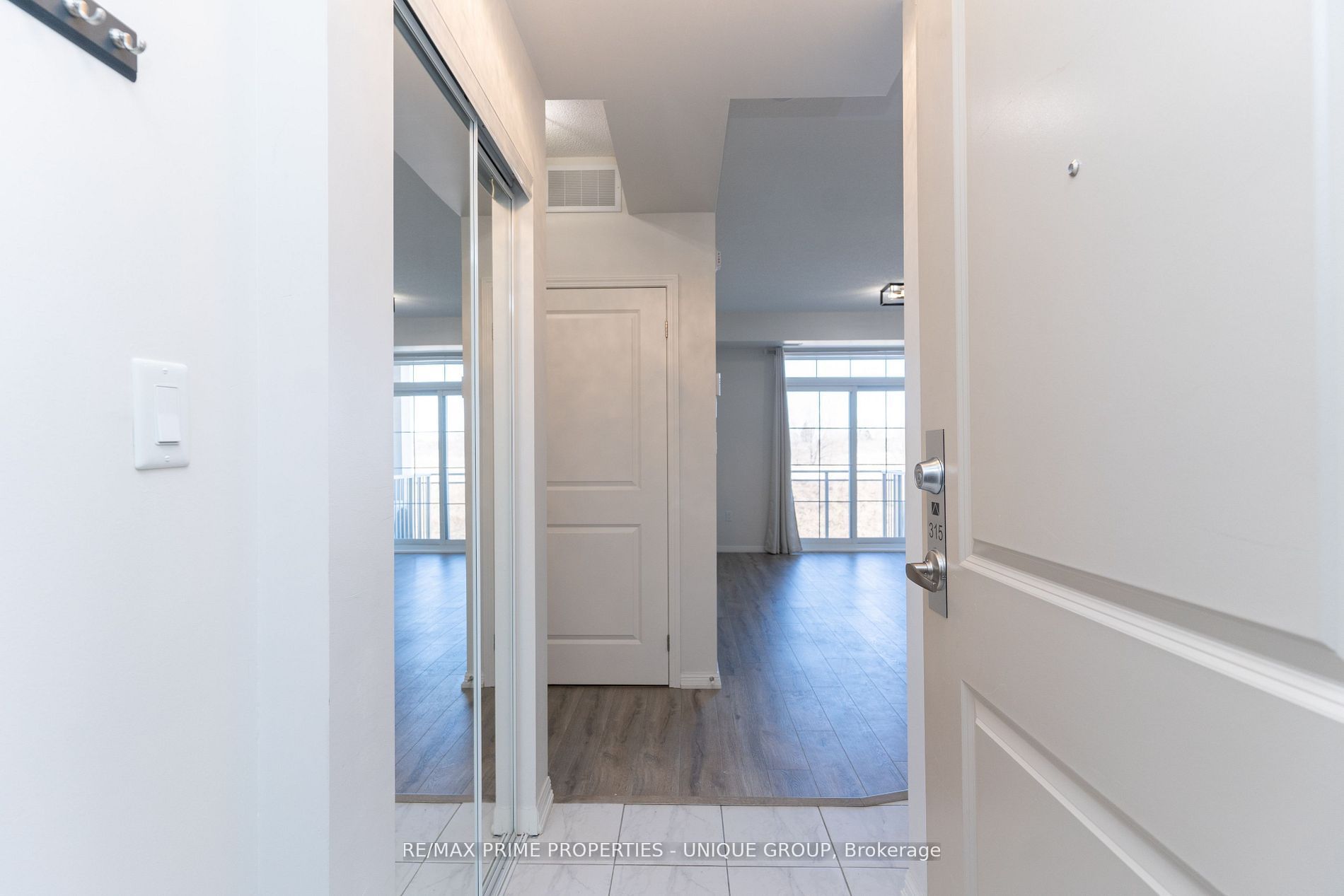 Additional image 2 of 315-80 Aspen Springs Drive, Clarington, ON, L1C 4Y2