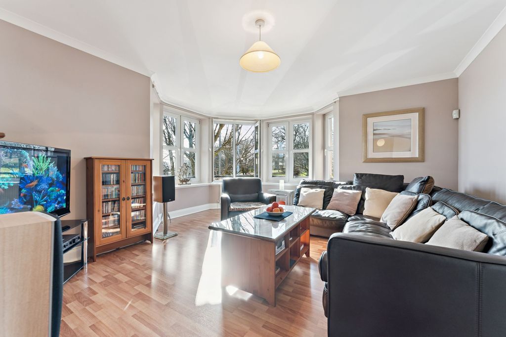 Additional image 2 of 3 bed flat for saleCrow Road, Flat 1/2, Broomhill, Glasgow G11