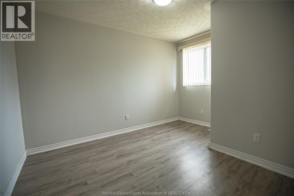 Additional image 5 of 2148 Curry Avenue, Windsor, ON, N9B3X4