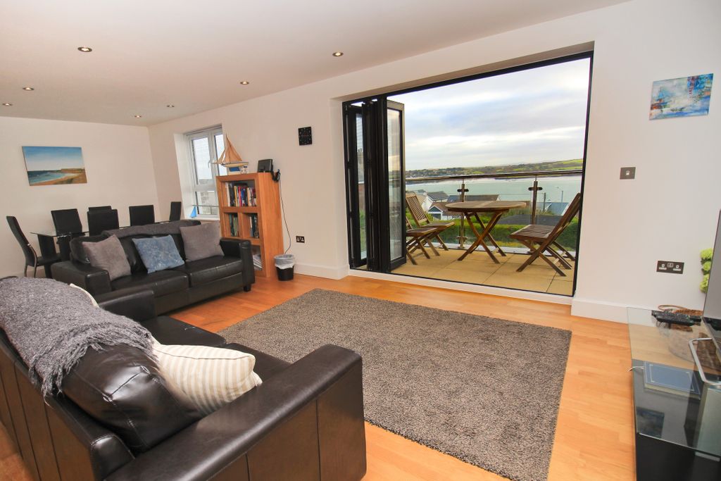 2 bed flat for saleSamphire, Padstow PL28 photo 4