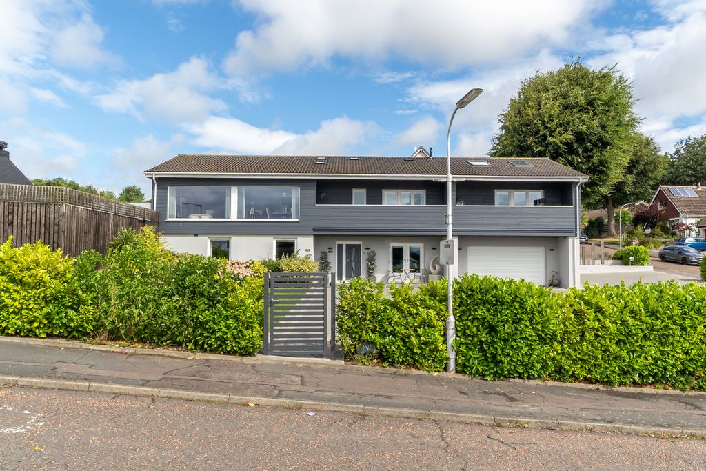 5 bed detached house for sale1 St Colme Drive, Dalgety Bay, Fife KY11