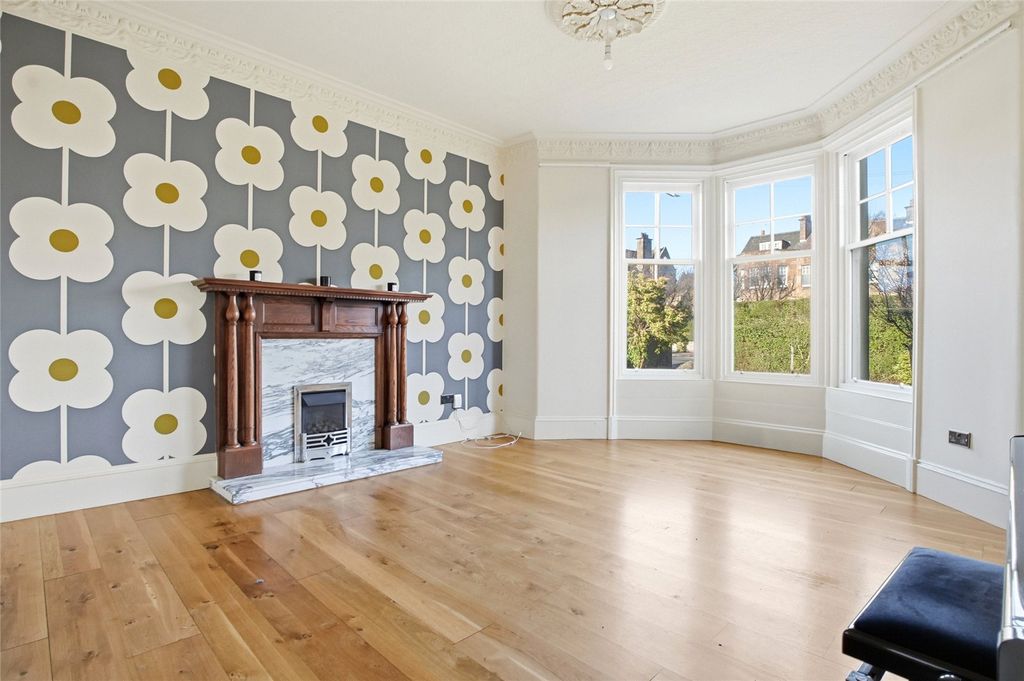 Additional image 3 of 3 bed semi-detached house for saleNewlands Road, Glasgow, Glasgow City G43