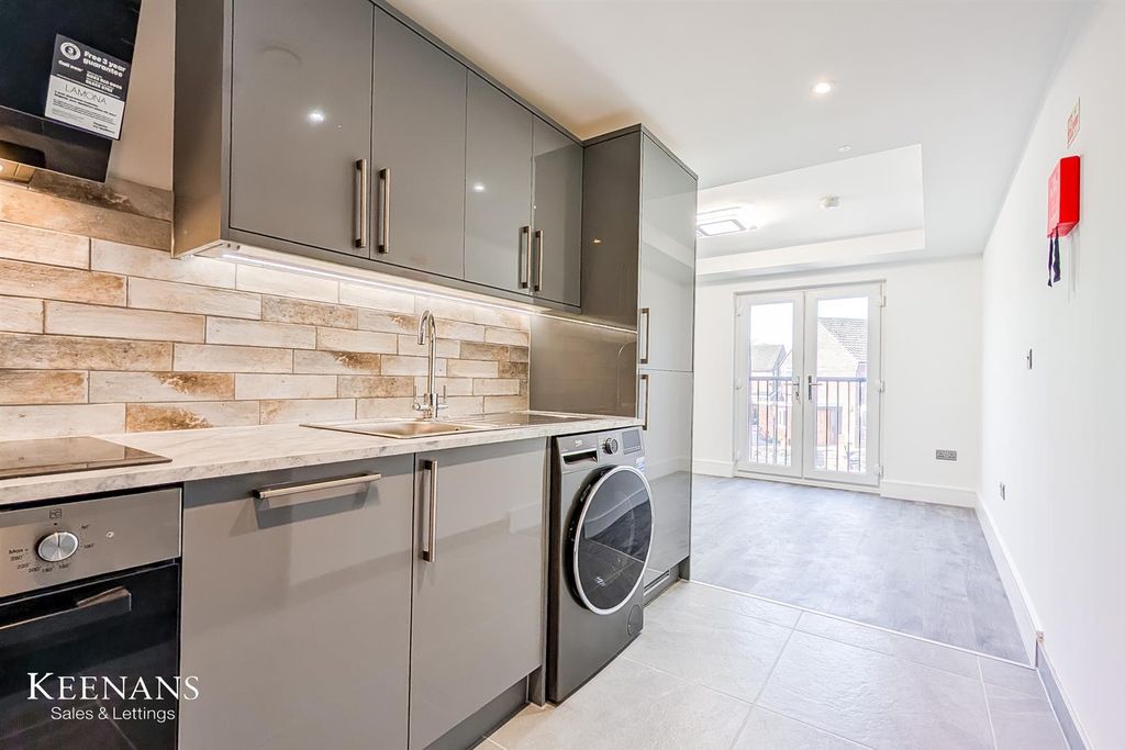 Additional image 70 of 27 bed block of flats for saleBindloss Avenue, Eccles, Manchester M30