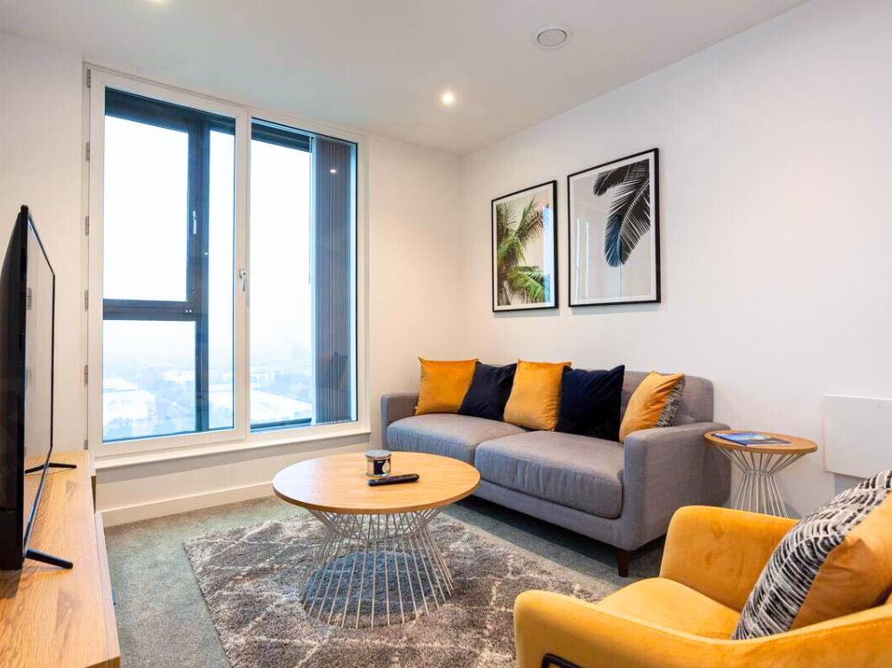 2 Bed Flat, Wharf End, M17, N1 7GU