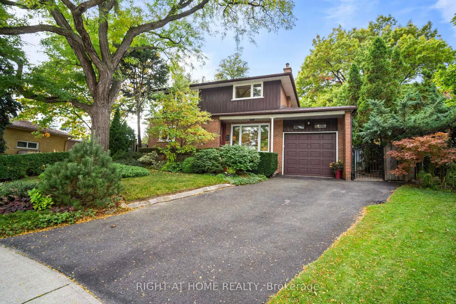 20 West Deane Valley Road