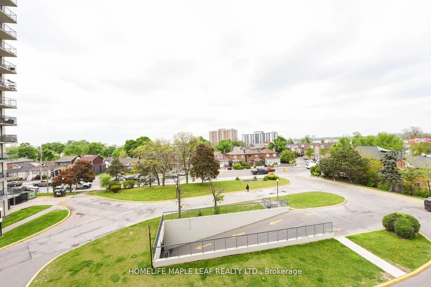 Additional image 14 of 3559 Eglinton Avenue 402