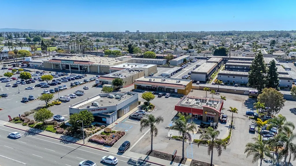 Additional image 10 of 6912 Warner Avenue, Huntington Beach, CA 92647