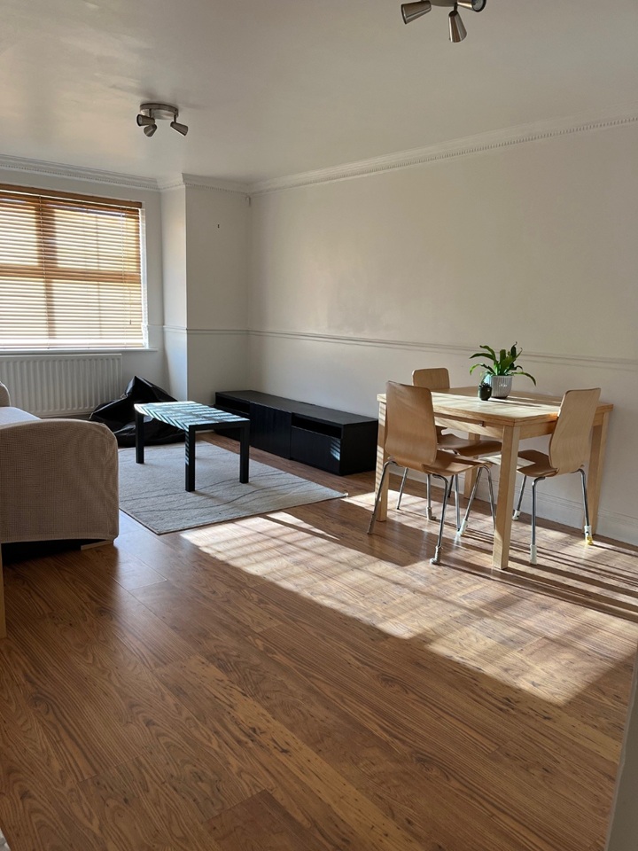 Additional image 9 of 1 Bed Flat, Turner Close, SW9, N1 7GU