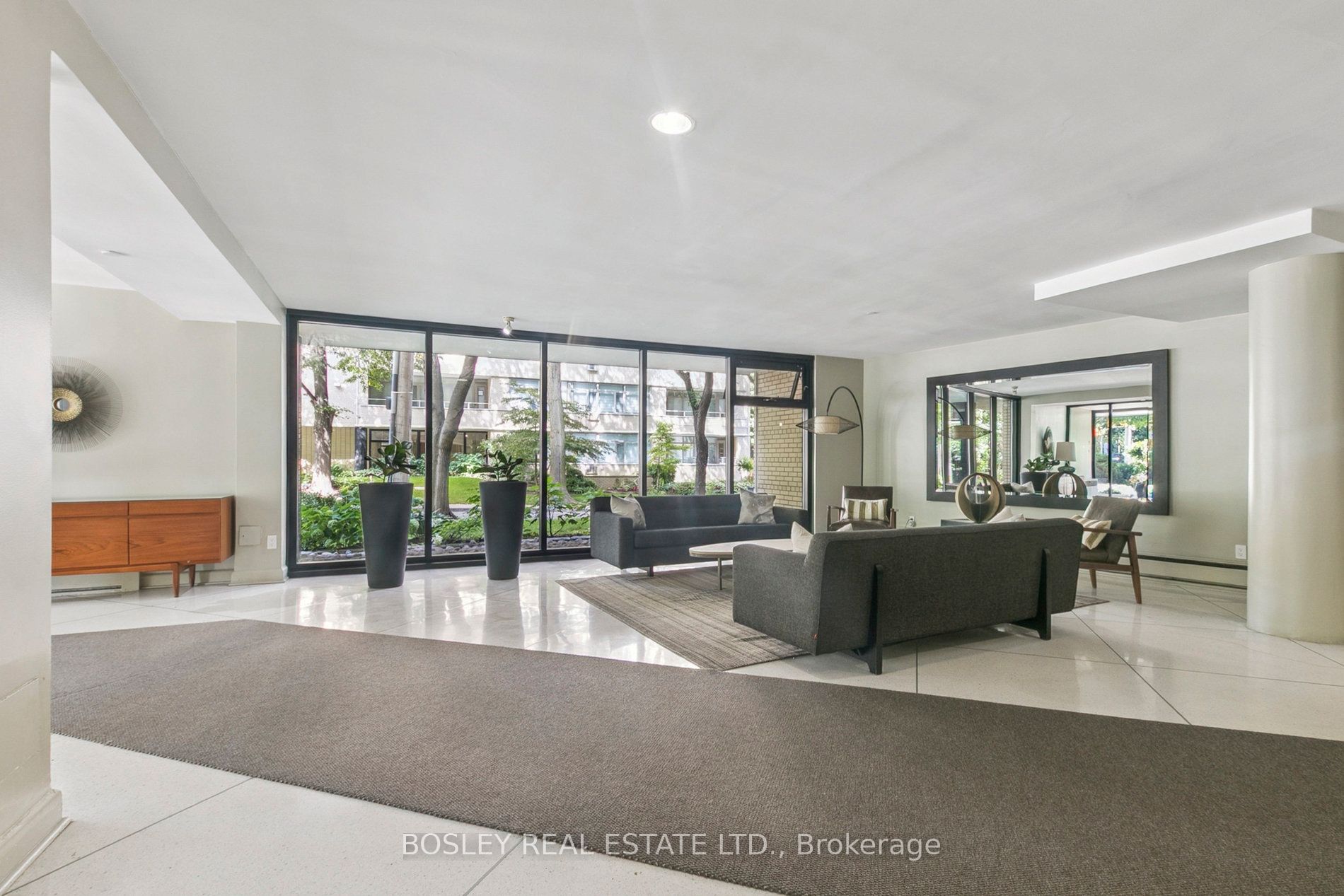 Additional image 3 of 1001-575 Avenue Road S, Toronto, ON, M4V 2K2