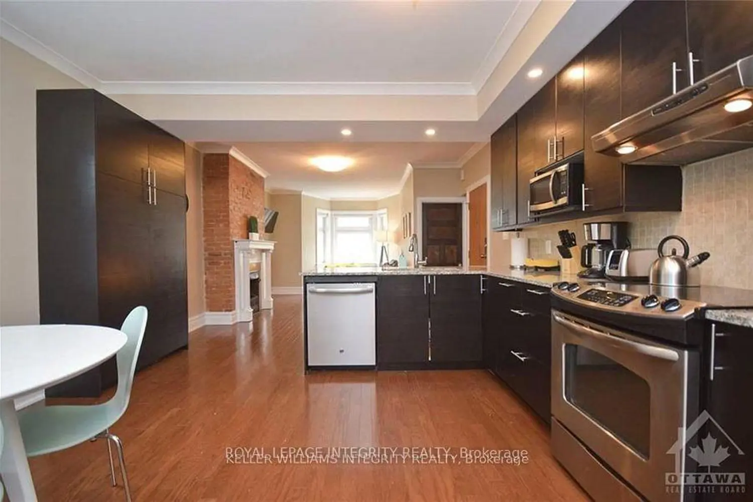 Additional image 6 of 468 Besserer Street