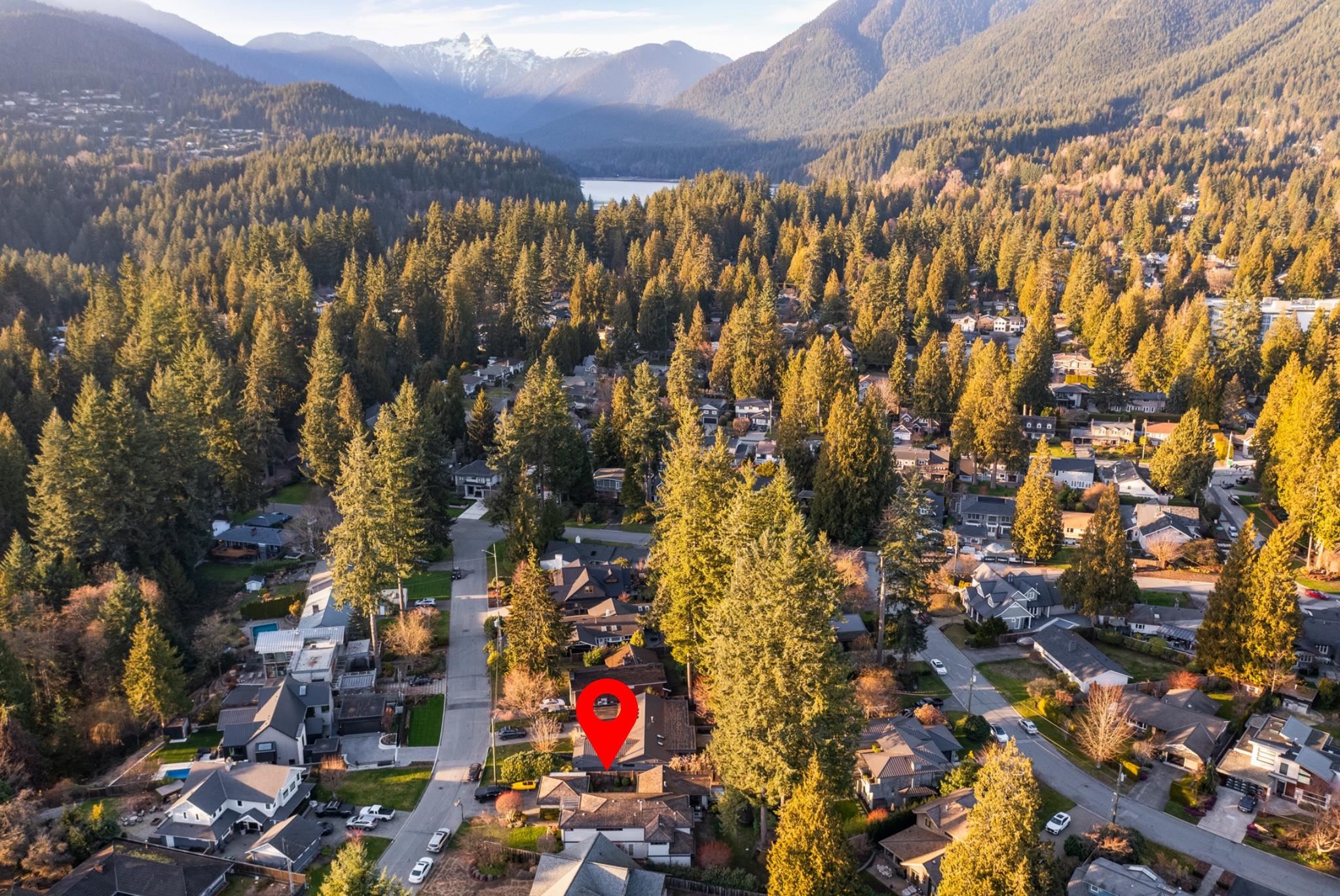 Additional image 3 of 4198 Sunset Boulevard, North Vancouver, BC, V7R 3Y9