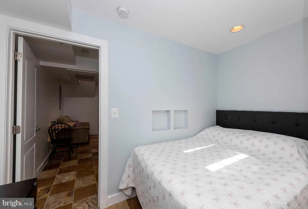 Additional image 10 of 514 Hobart Place NW Unit 1, Washington, DC 20001