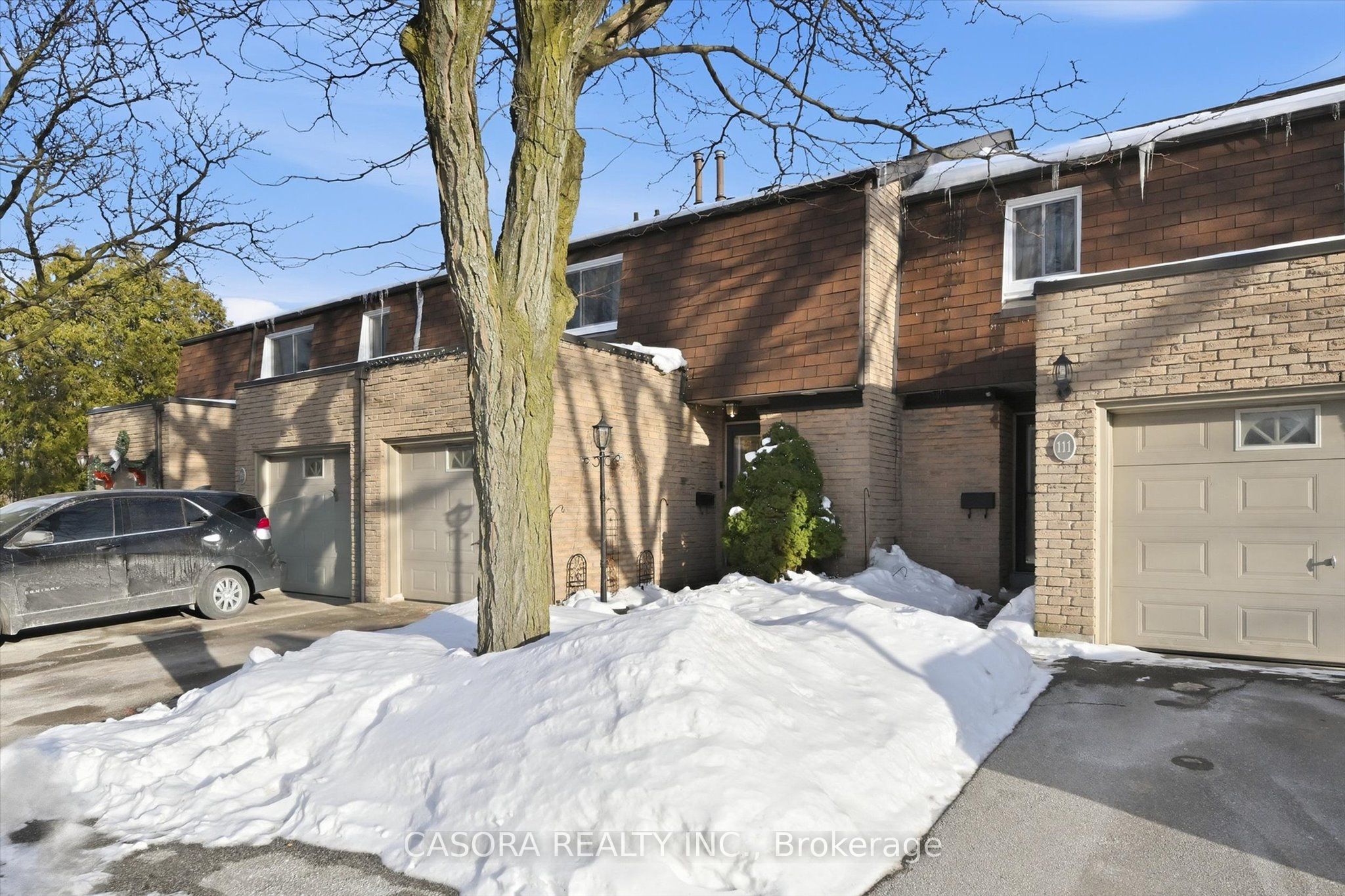 112-680 Regency Court, Burlington, ON, L7N 3L9