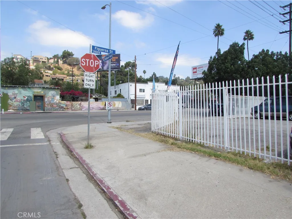 Additional image 60 of 3900 N Figueroa St, Los Angeles, CA 90065