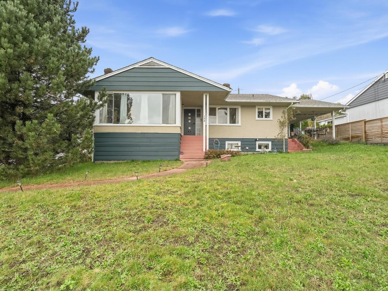 135 Durham Street E, New Westminster, BC, V3L 4J1