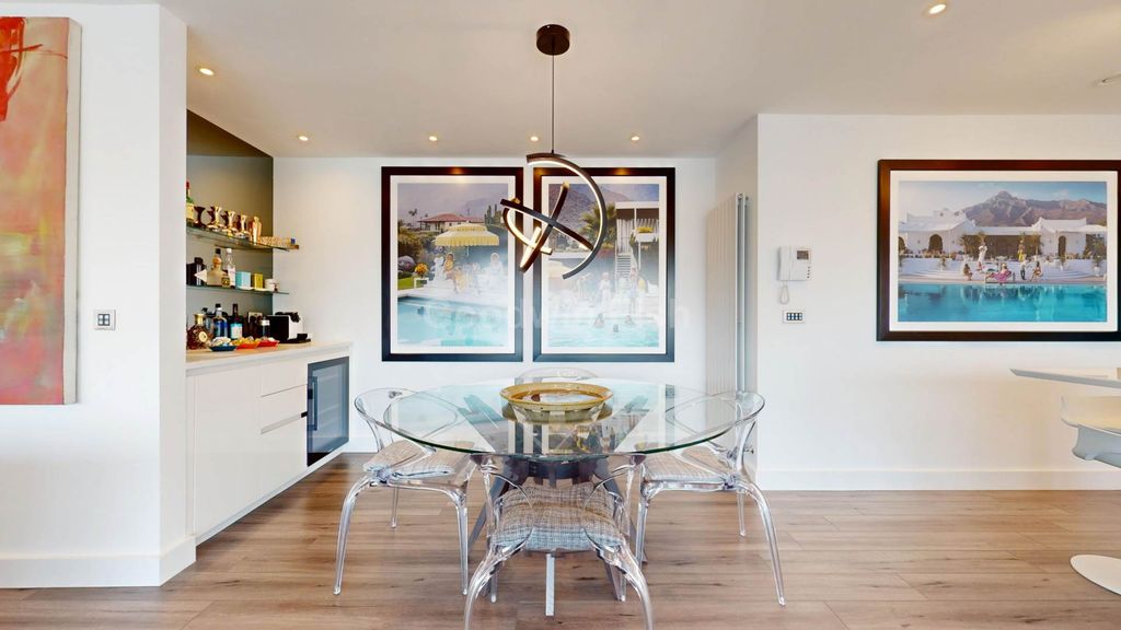 3 bed flat for saleDeansgate, Manchester M3 photo 4