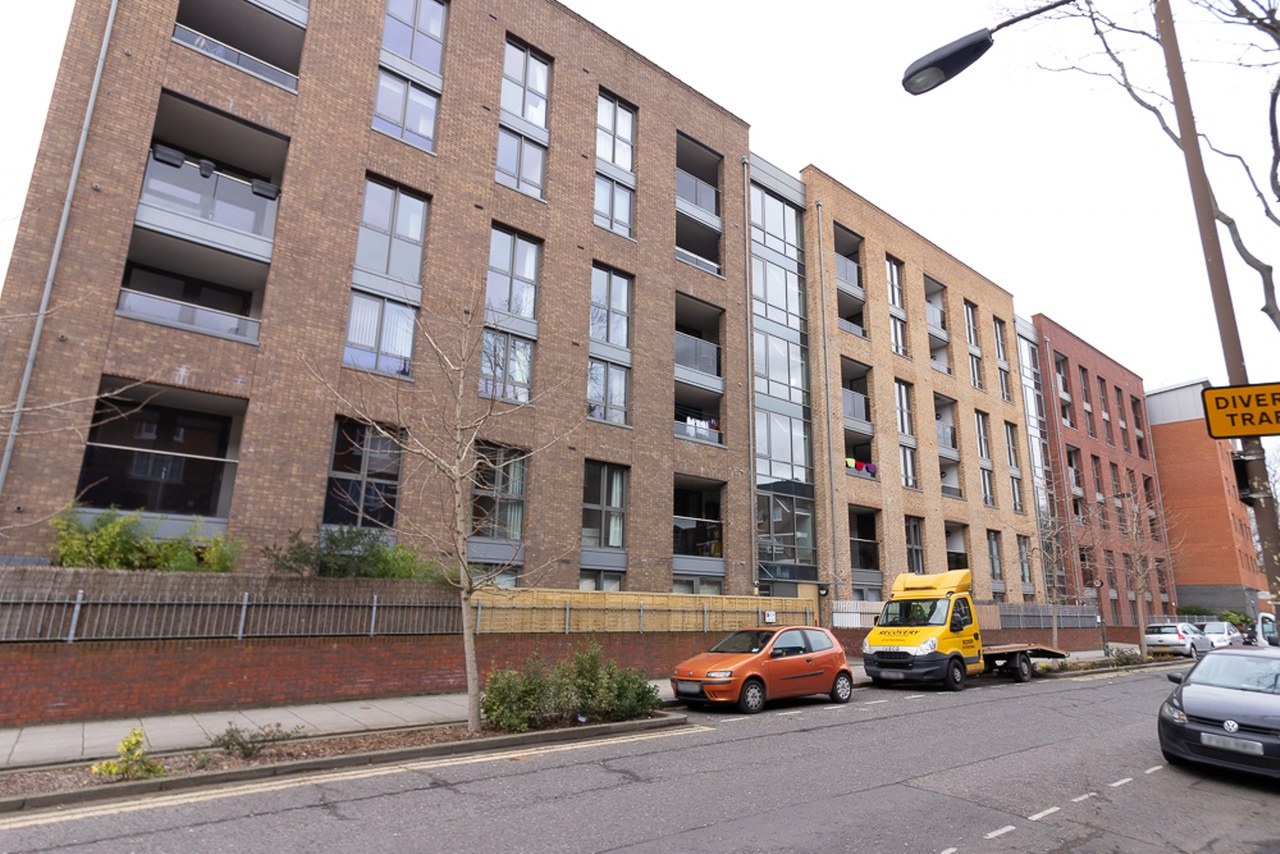 Additional image 2 of 2 Bed Flat, Chamberlain Court, SE16, N1 7GU