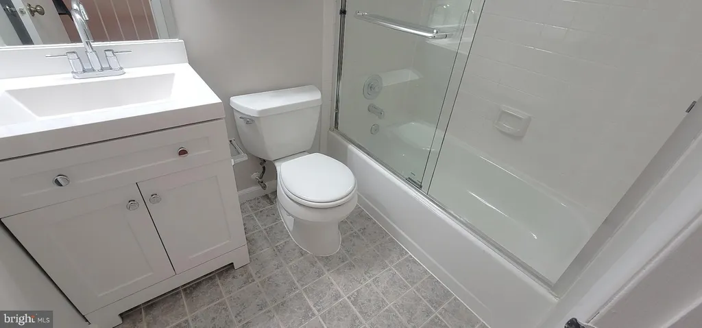 Additional image 5 of 12 Sebastiani Boulevard, Gaithersburg, MD 20878