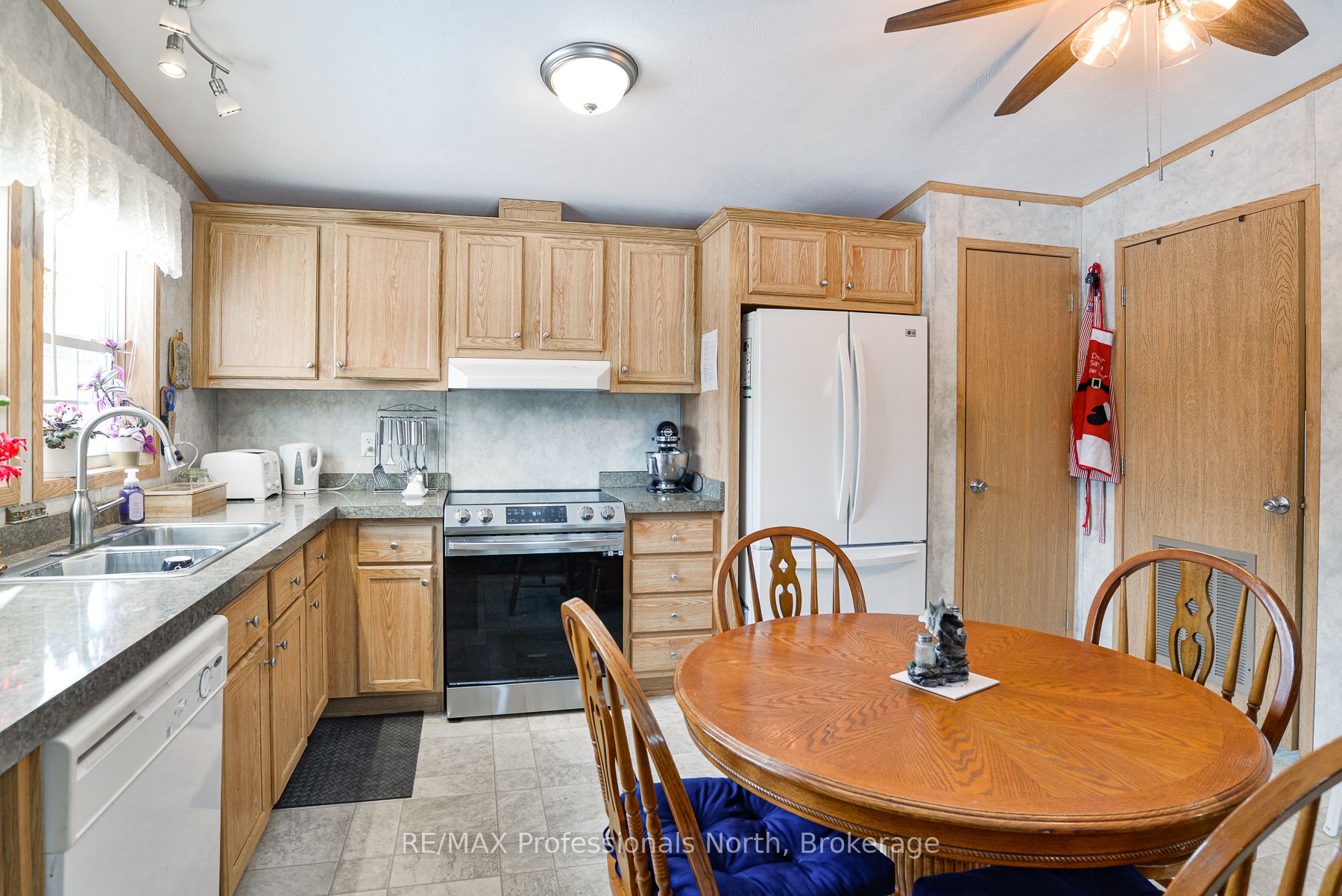 Additional image 4 of 1874 Highway 118 N/a E, Bracebridge, ON, P1L 1X1