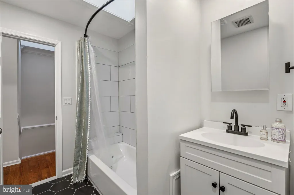 Additional image 29 of 5719 13th Street NW, Washington, DC 20011