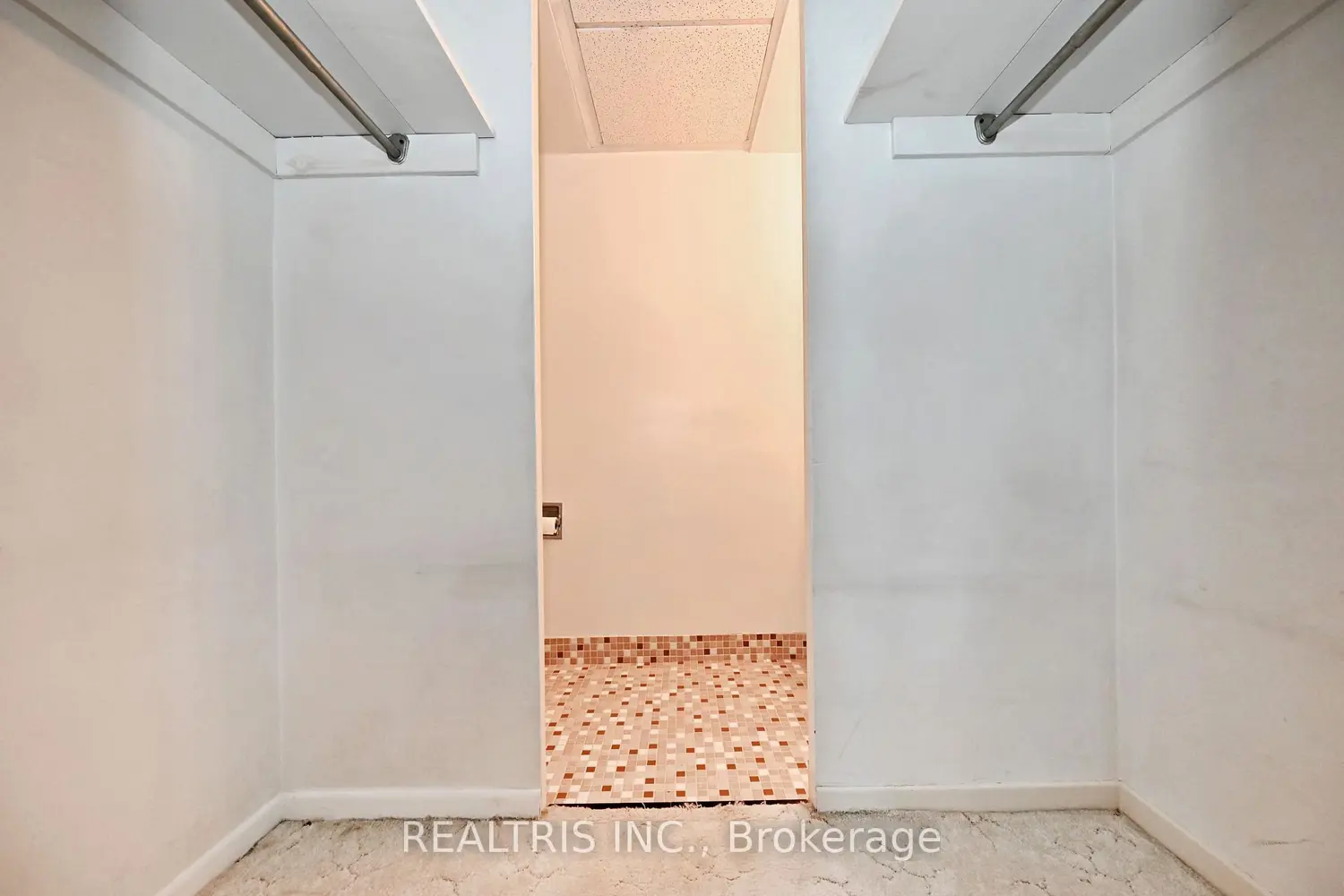 Additional image 14 of 2323 Confederation Parkway 807