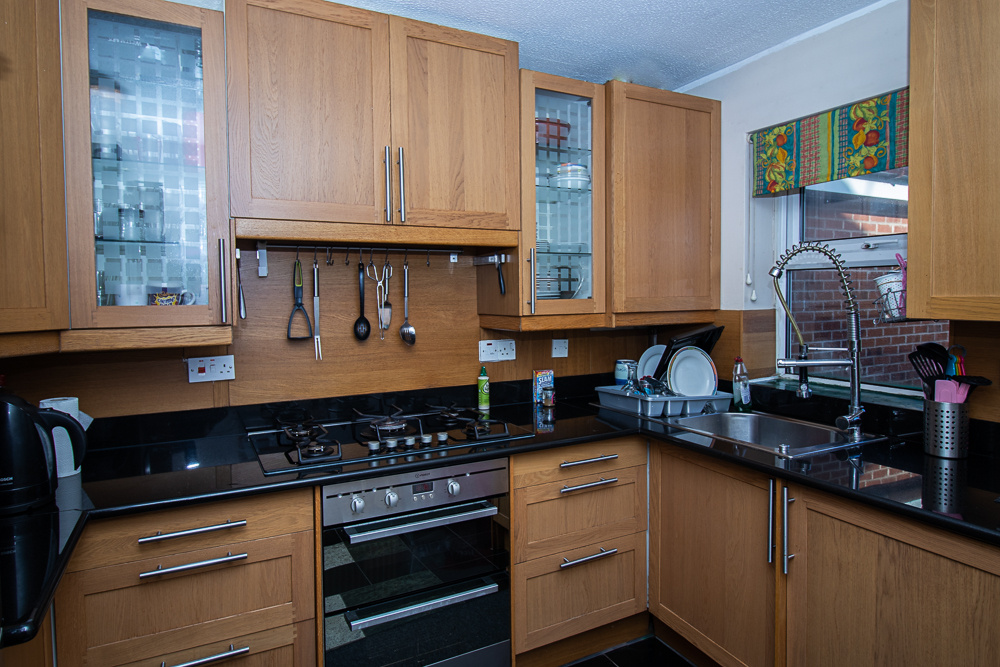 2 Bed Bungalow, Kays Gardens, M3, N1 7GU