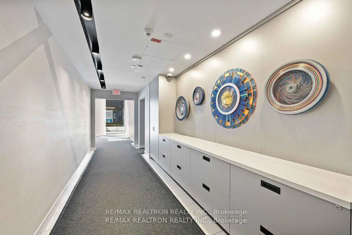 Additional image 19 of 30 Roehampton Avenue 1501