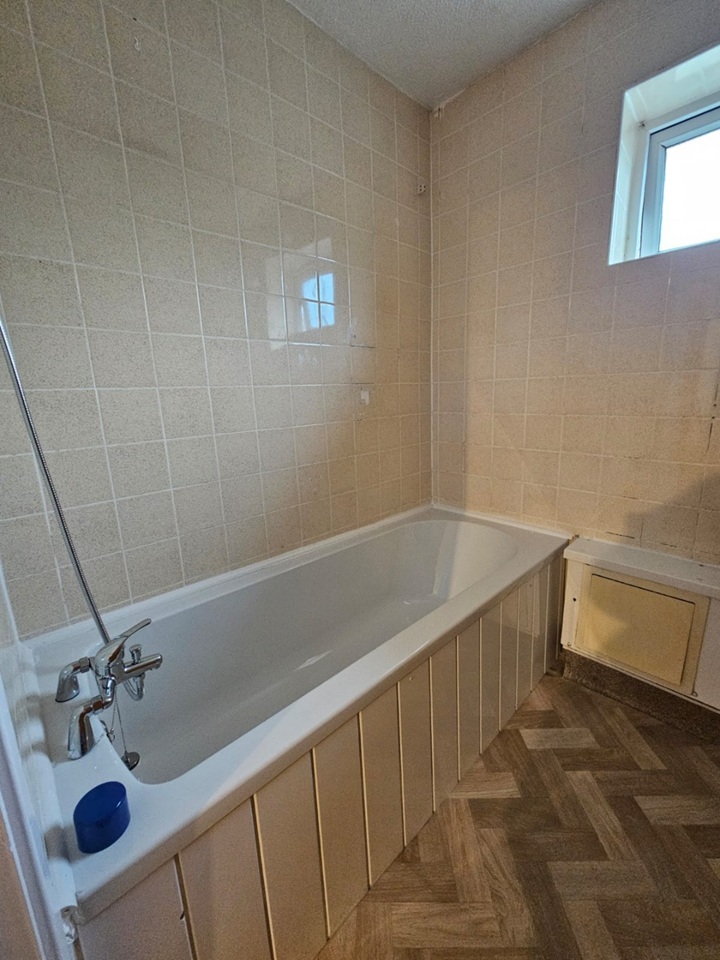 Additional image 12 of 3 Bed Semi-Detached House, Kenneth Square, M7, N1 7GU