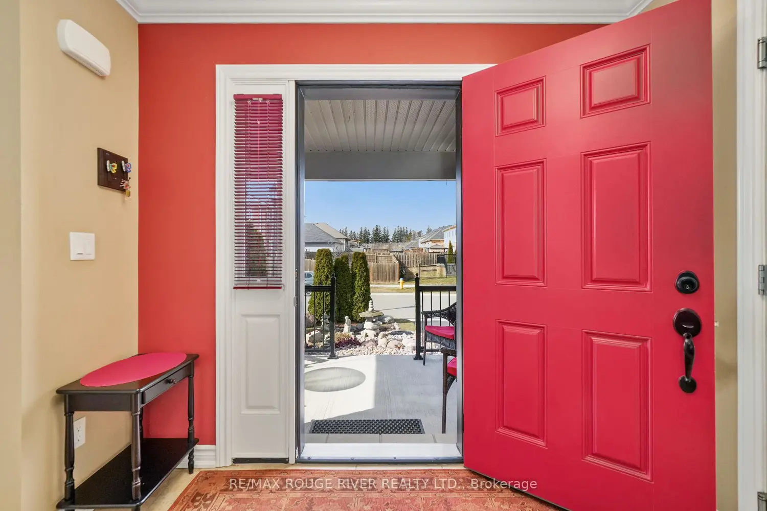 Primary image of 378 Lonsberry Drive